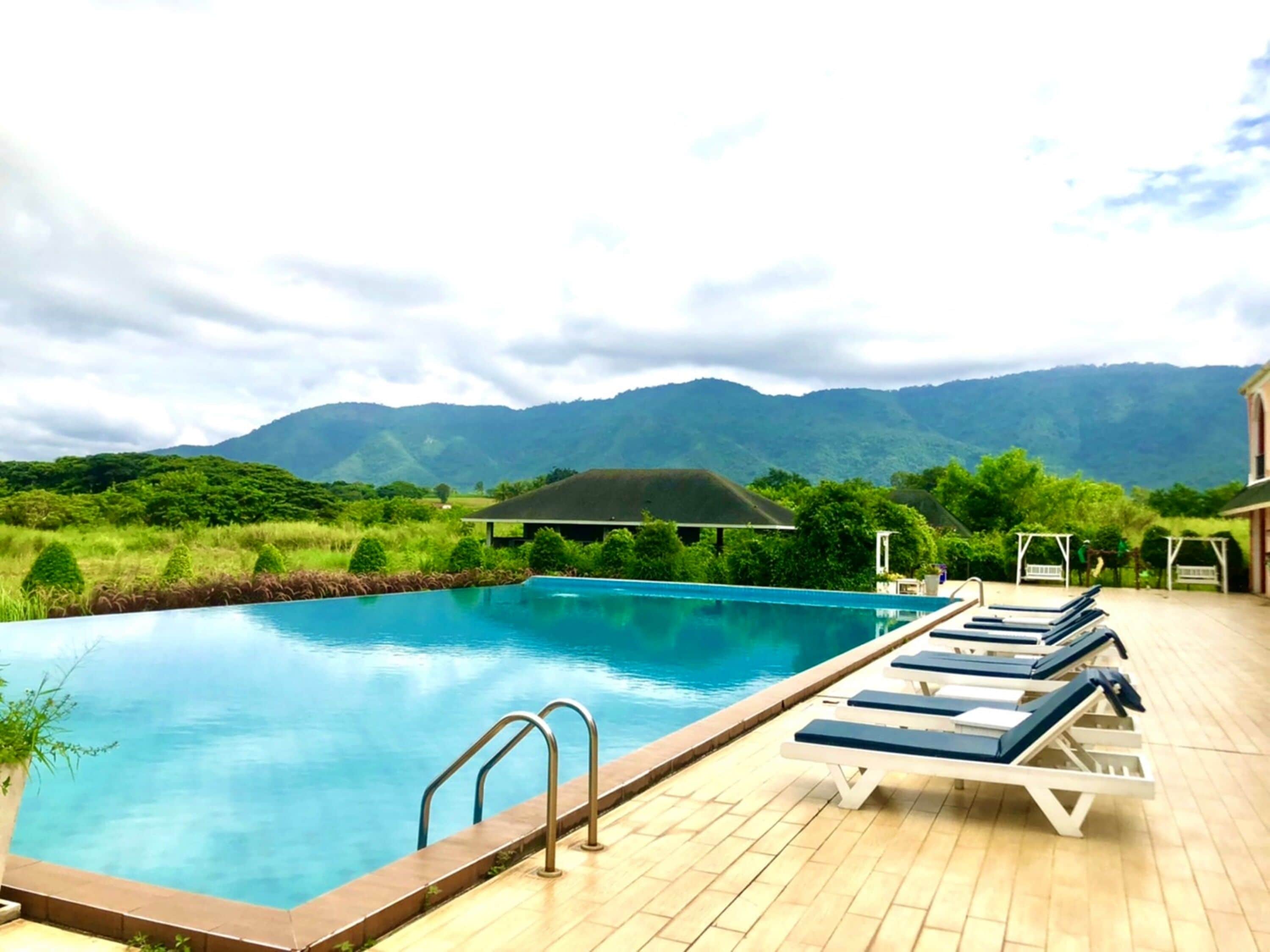Pitunia B - Deluxe Pool View | Vue de la chambre