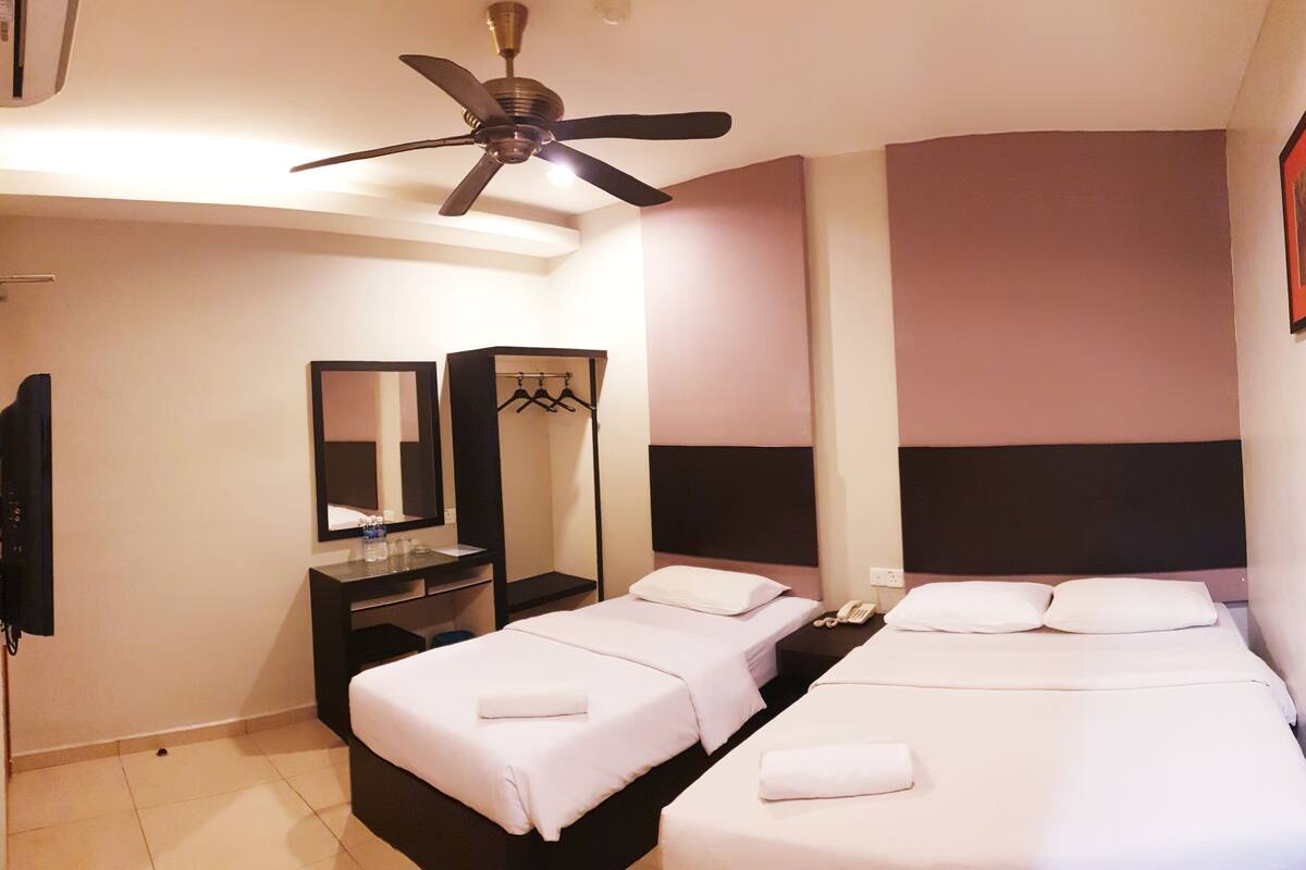 Deluxe Triple Room