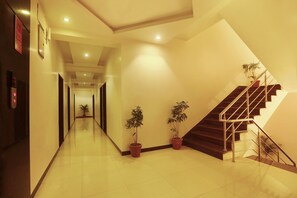 Hallway - Hotel Metropolitan (Jaipur)