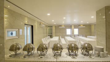 Daily buffet breakfast (INR 150 per person)