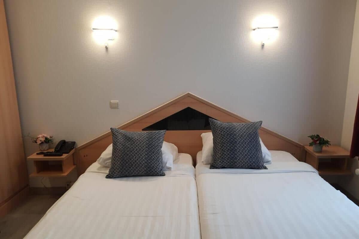 In-room safe, free WiFi