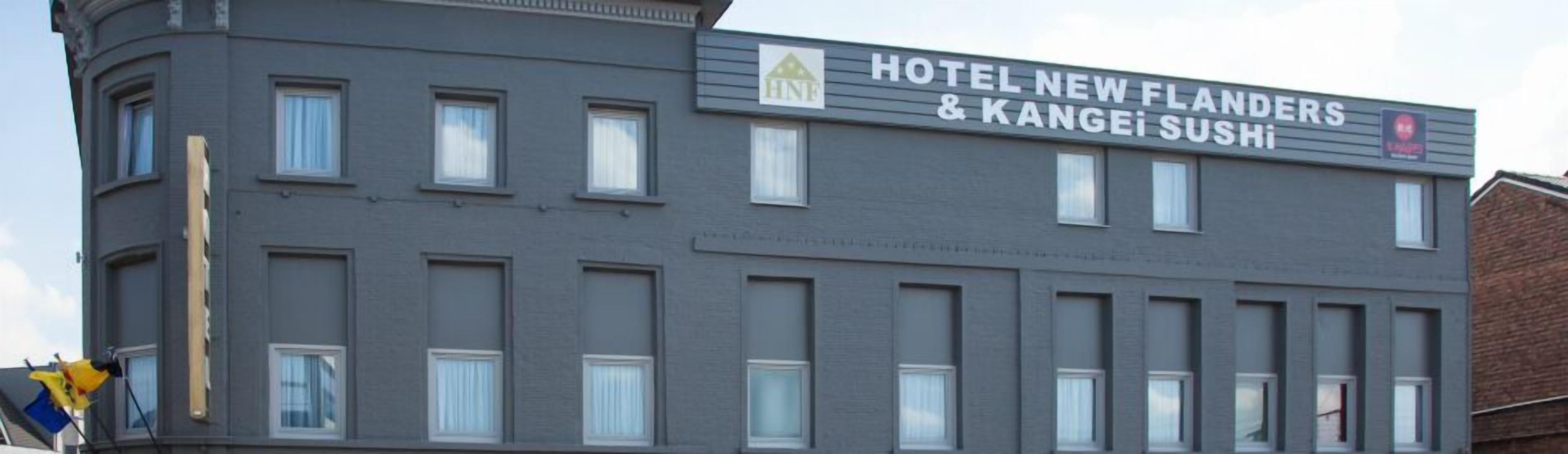 Un hotel llamado "Hotel New Flanders & Kangei Sushi" con una fachada moderna y varias ventanas.