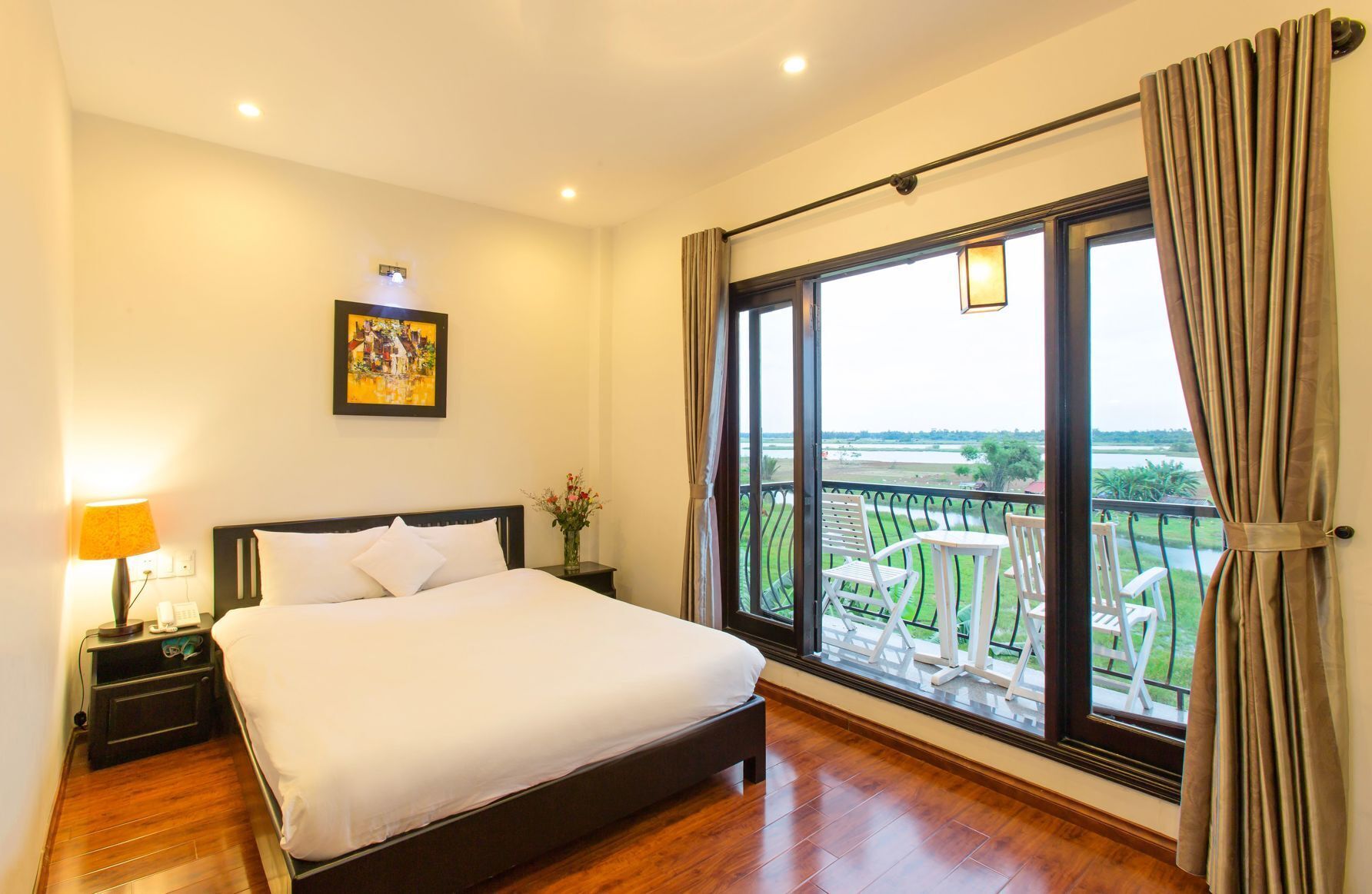 12 habitaciones y ropa de cama de alta calidad 