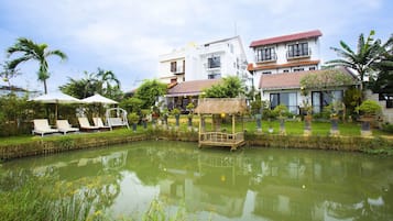 Pemandangan dari properti