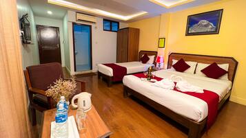 2 bedrooms, pillowtop beds, in-room safe, desk