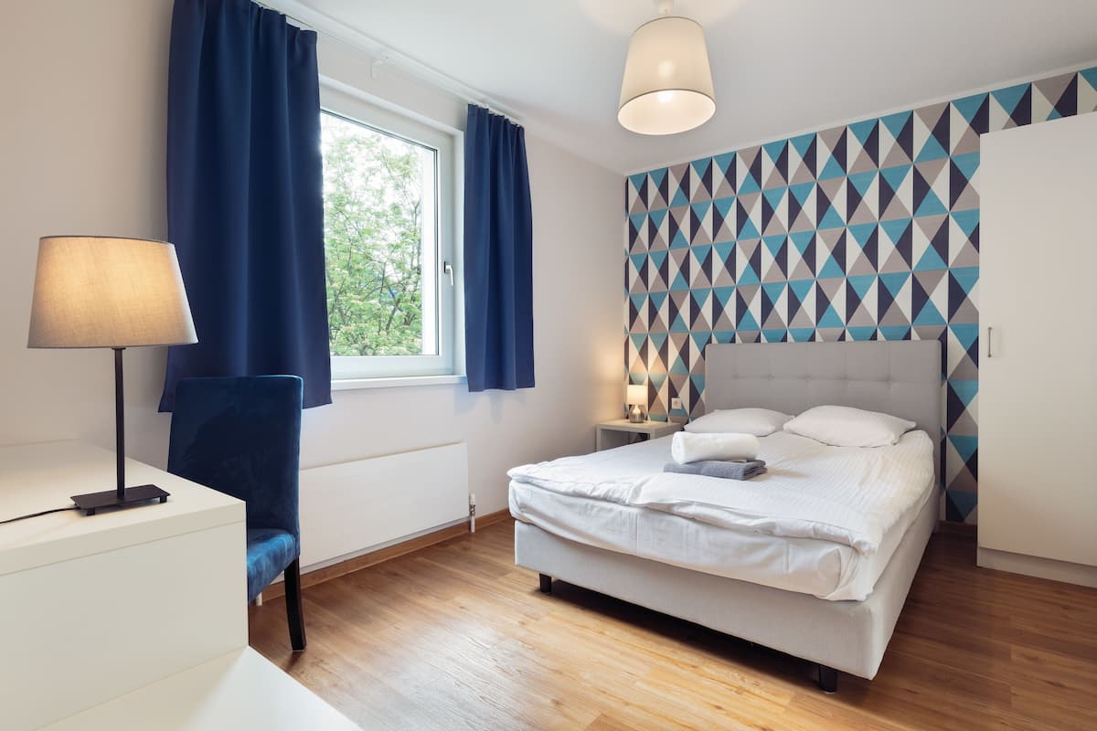 Desk, free WiFi, bed sheets, wheelchair access