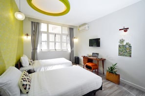 Standard Double or Twin Room | In-room safe, desk, free WiFi - RetrOasis (Bangkok)