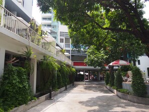 Terrace/patio - RetrOasis (Bangkok)