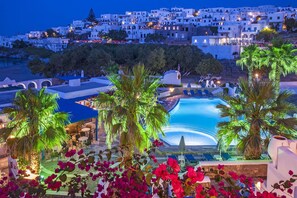 Double Room, Fully renovated in 2019, 1 Queen Bed, Sea View | Udsigt fra værelset