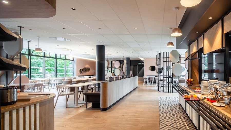 B&B HOTEL Paris Porte des Lilas