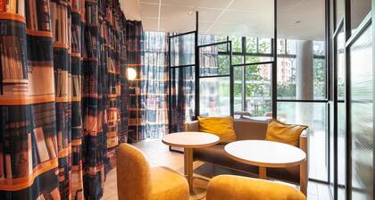 B&B HOTEL Paris Porte des Lilas