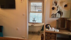 シグネチャー ダブルルーム エンスイート (Bath and Shower)