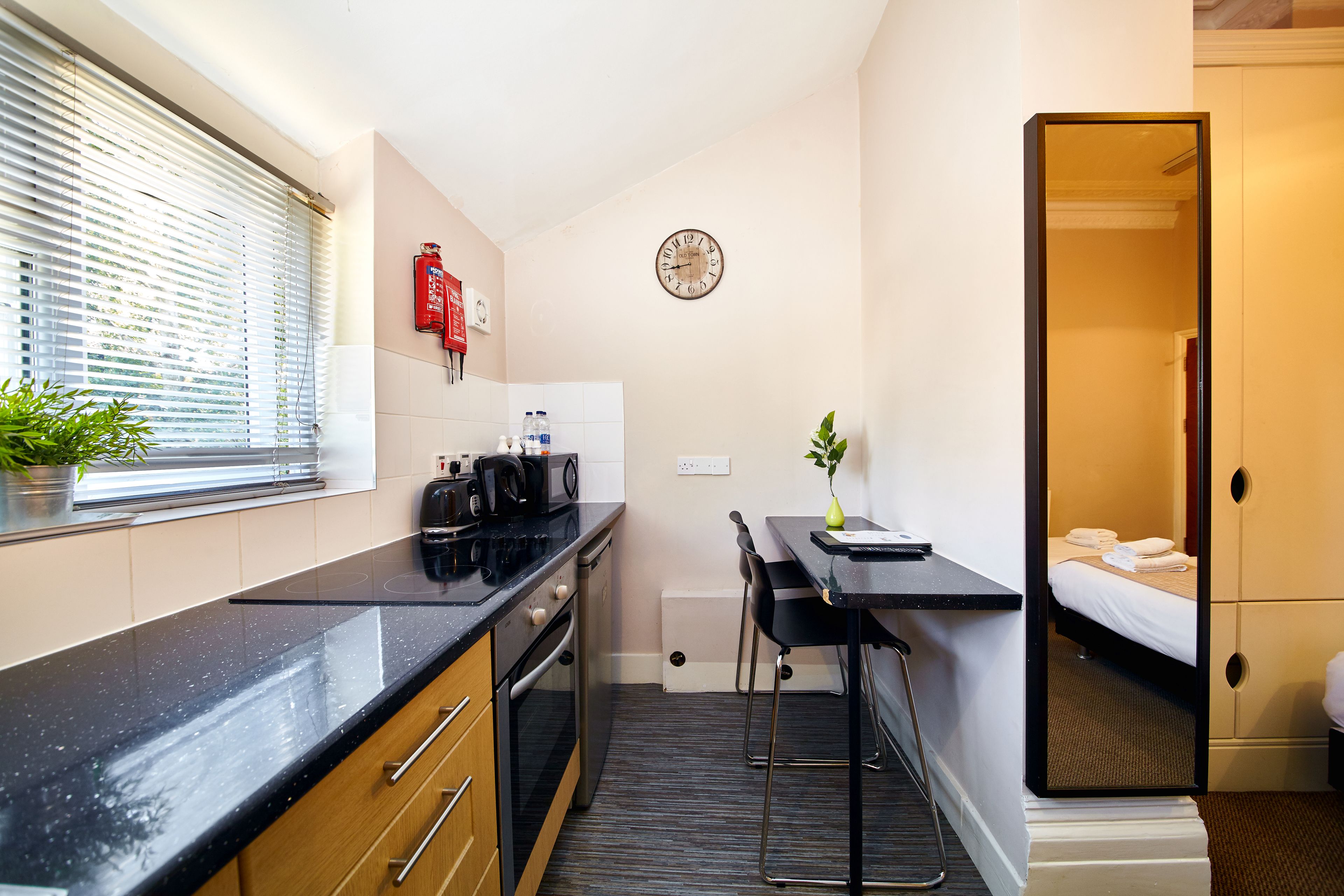 Camera tripla | Cucina privata | Frigorifero, bollitore elettrico