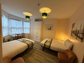 1 bedroom, minibar, individually decorated, individually furnished