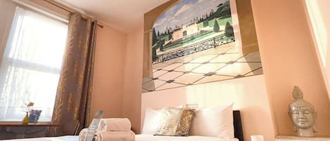 Habitación doble Deluxe | Minibar, tabla de planchar con plancha y wifi gratis