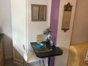 迷你吧、獨特裝潢、布置獨特、熨斗/熨衣板