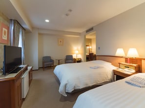 Superior Twin Room | Desk, free WiFi