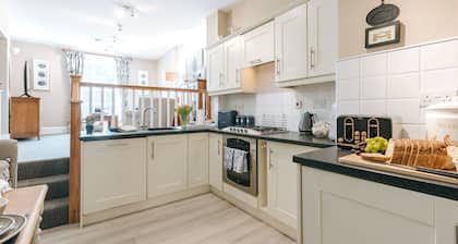 Ironbridge View Townhouse