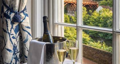 Ironbridge View Townhouse