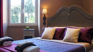 Værelse | Minibar, pengeskab på værelset, skrivebord, gratis Wi-Fi