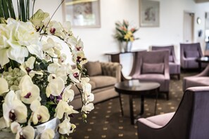 Lobby sitting area - Foothills Conference Centre (Mooroolbark)