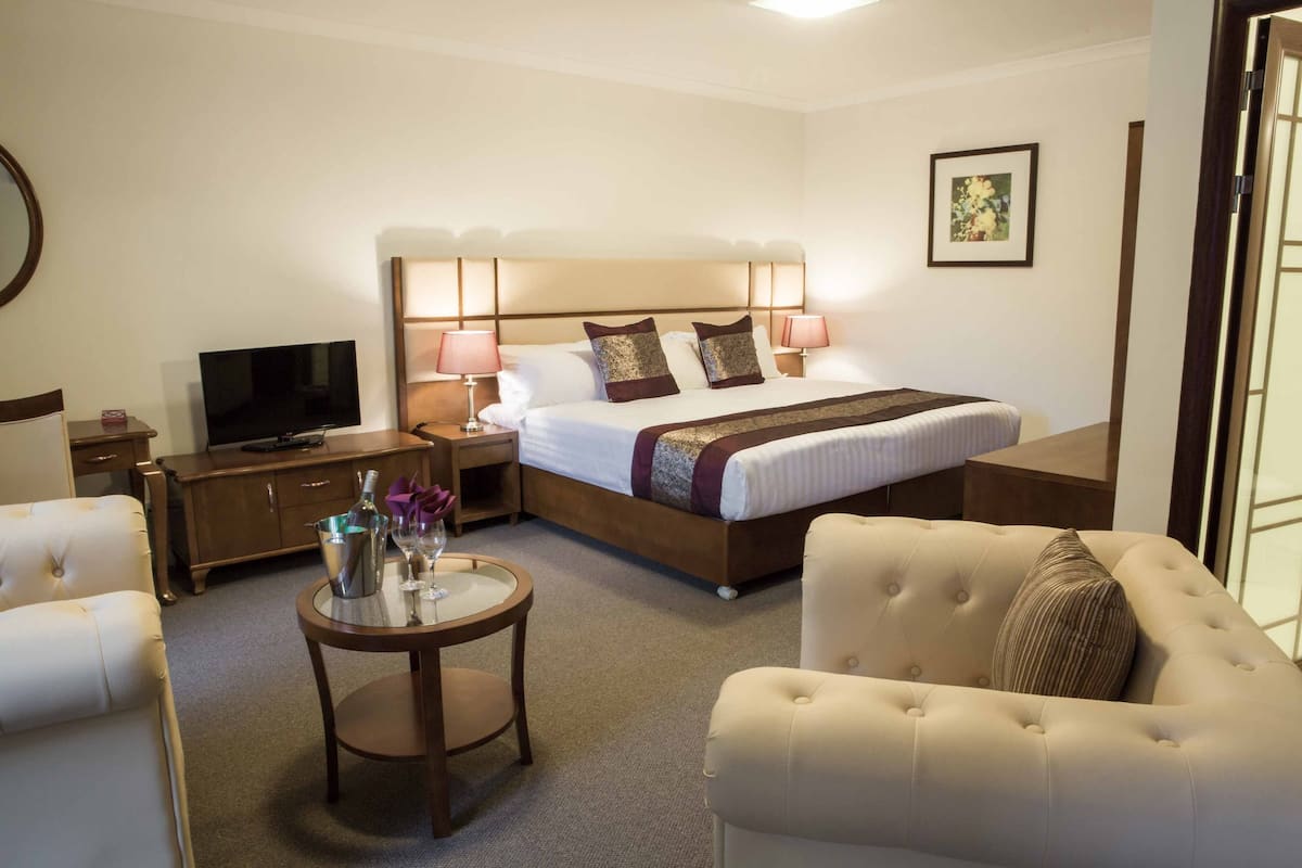In-room safe, desk, iron/ironing board, cots/infant beds