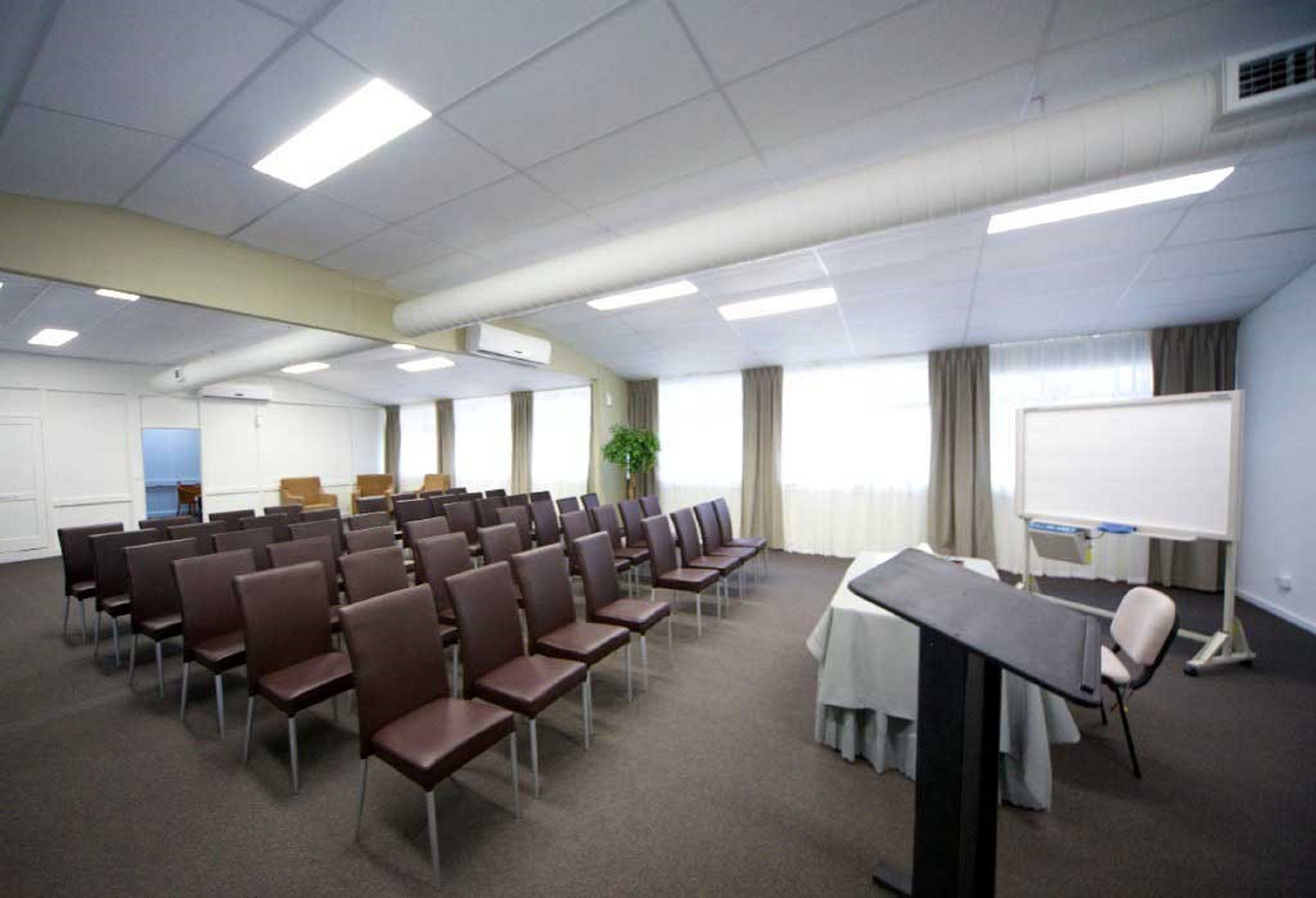 Foto - Foothills Conference Centre