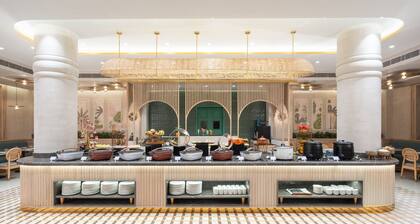 Nidhivan Sarovar Portico Vrindavan