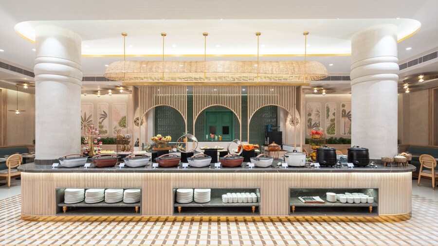 Nidhivan Sarovar Portico Vrindavan