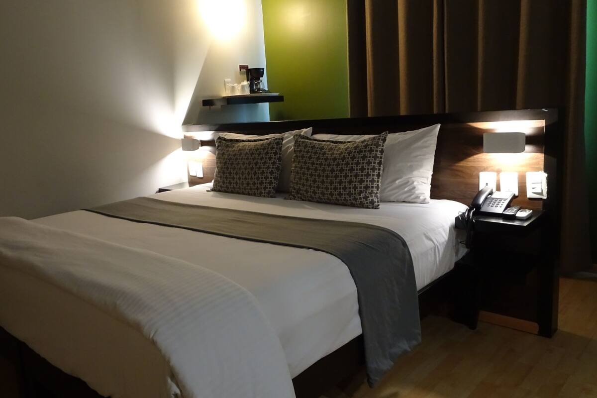 In-room safe, desk, iron/ironing board, WiFi (free)