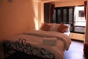 Coffres-forts dans les chambres, bureau, Wi-Fi gratuit