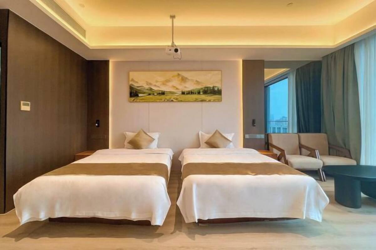 이집트산 면 시트, 고급 침구, 메모리폼 침대, 미니바