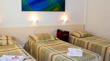 Deluxe Triple Room | Minibar, free WiFi, bed sheets
