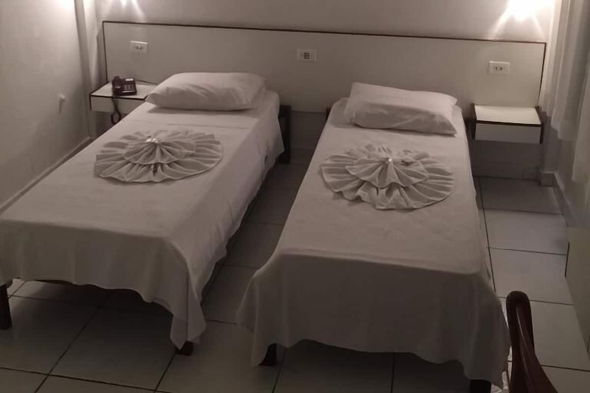 Minibar, Wi-Fi gratis, dan seprai linen