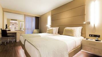 Premium bedding, minibar, in-room safe, desk