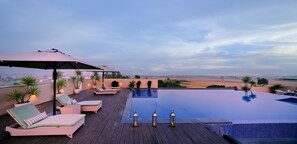 Infinity pool - Best Western Country Woods Ambala (Shahabad)