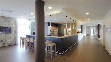 Bar (in der Unterkunft)