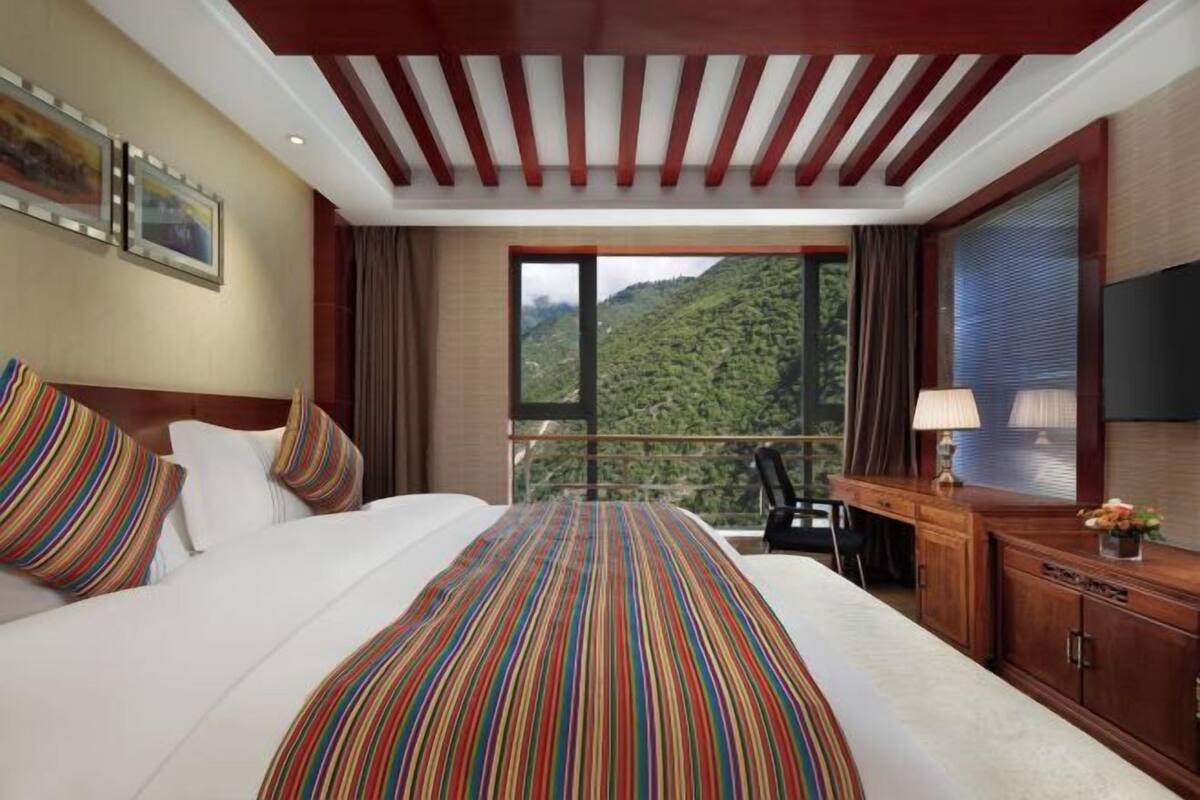 Soundproofing, bed sheets