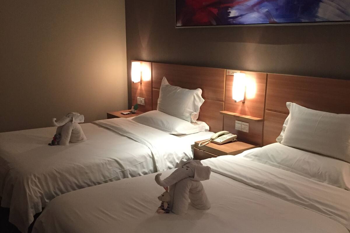 Chambre avec lits jumeaux