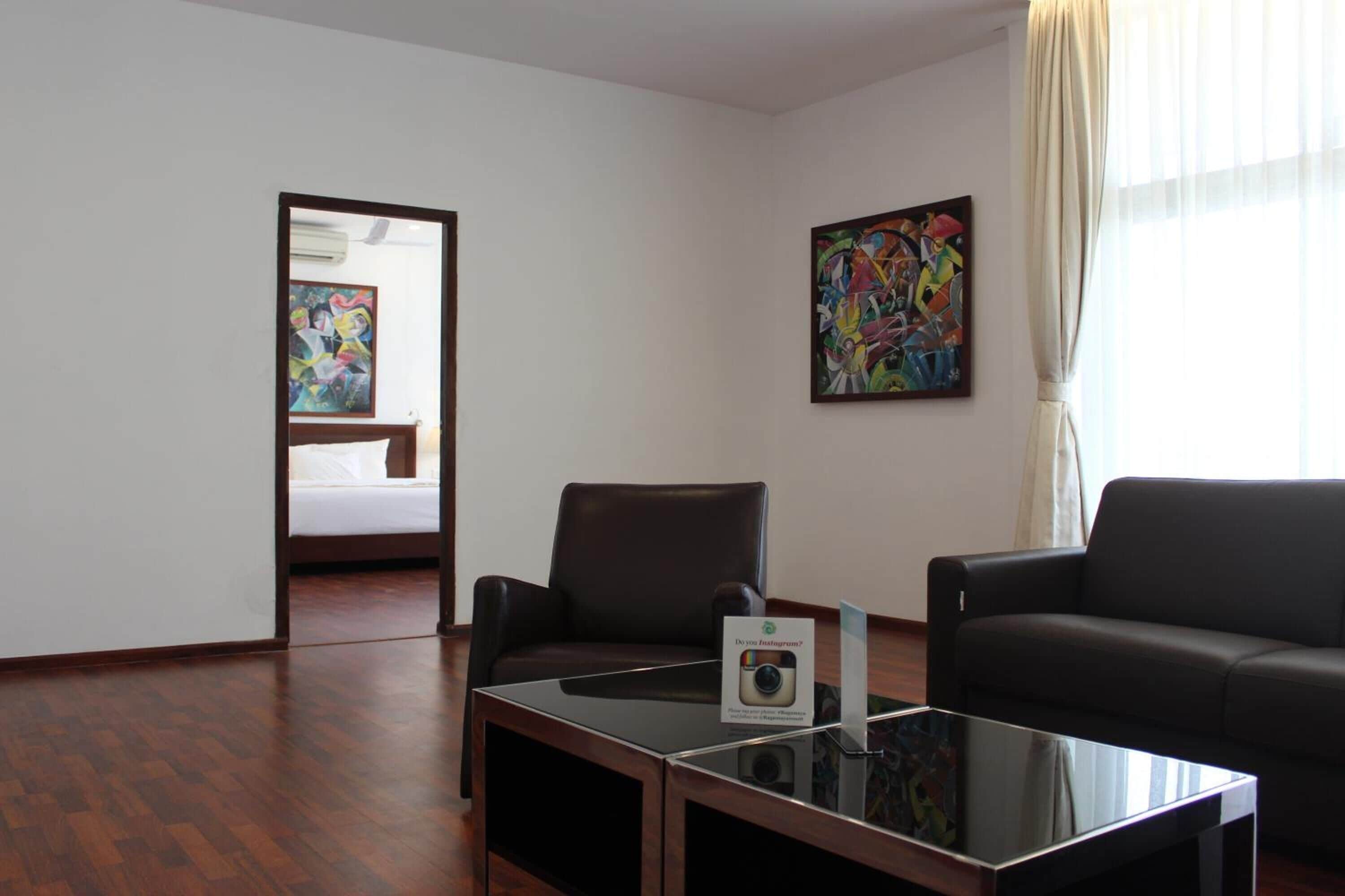 32-inch led tv with digital channels, tv