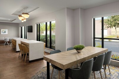 Towneplace Suites Anchorage Midtown