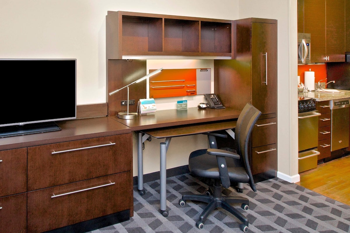 In-room safe, desk, laptop workspace, blackout drapes