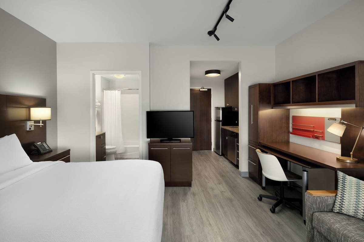 In-room safe, desk, laptop workspace, blackout drapes