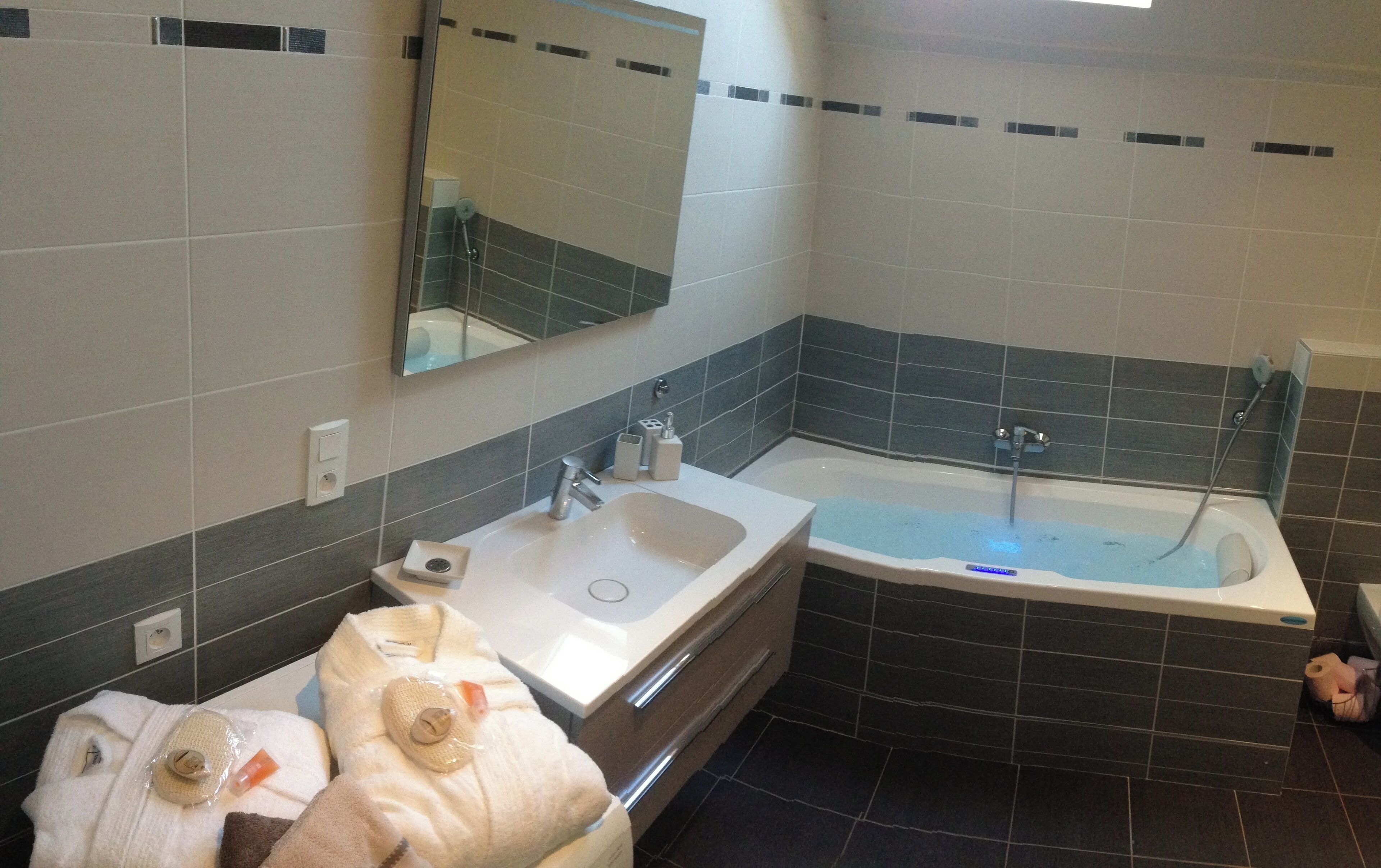 1 bedroom, soundproofing, iron/ironing board, free wifi