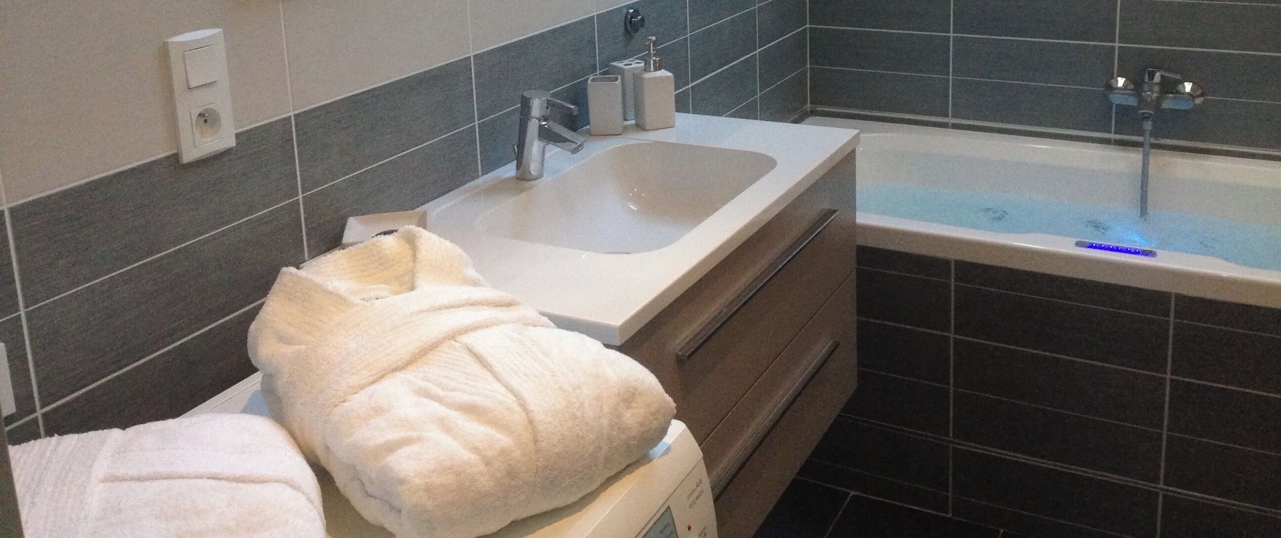 1 bedroom, soundproofing, iron/ironing board, free wifi