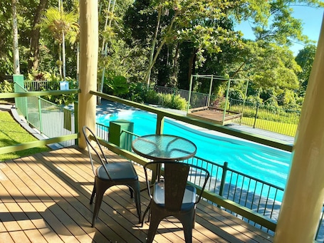 Deluxe Double Room | Free WiFi, bed sheets