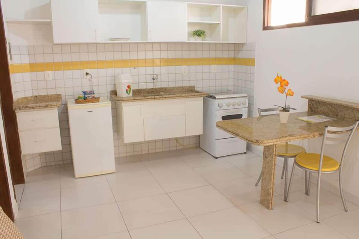 flat | private kitchenette