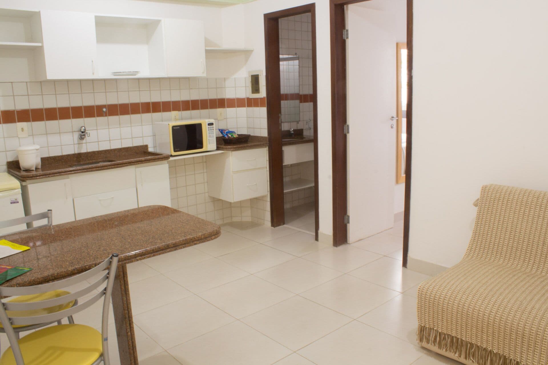 flat | private kitchenette