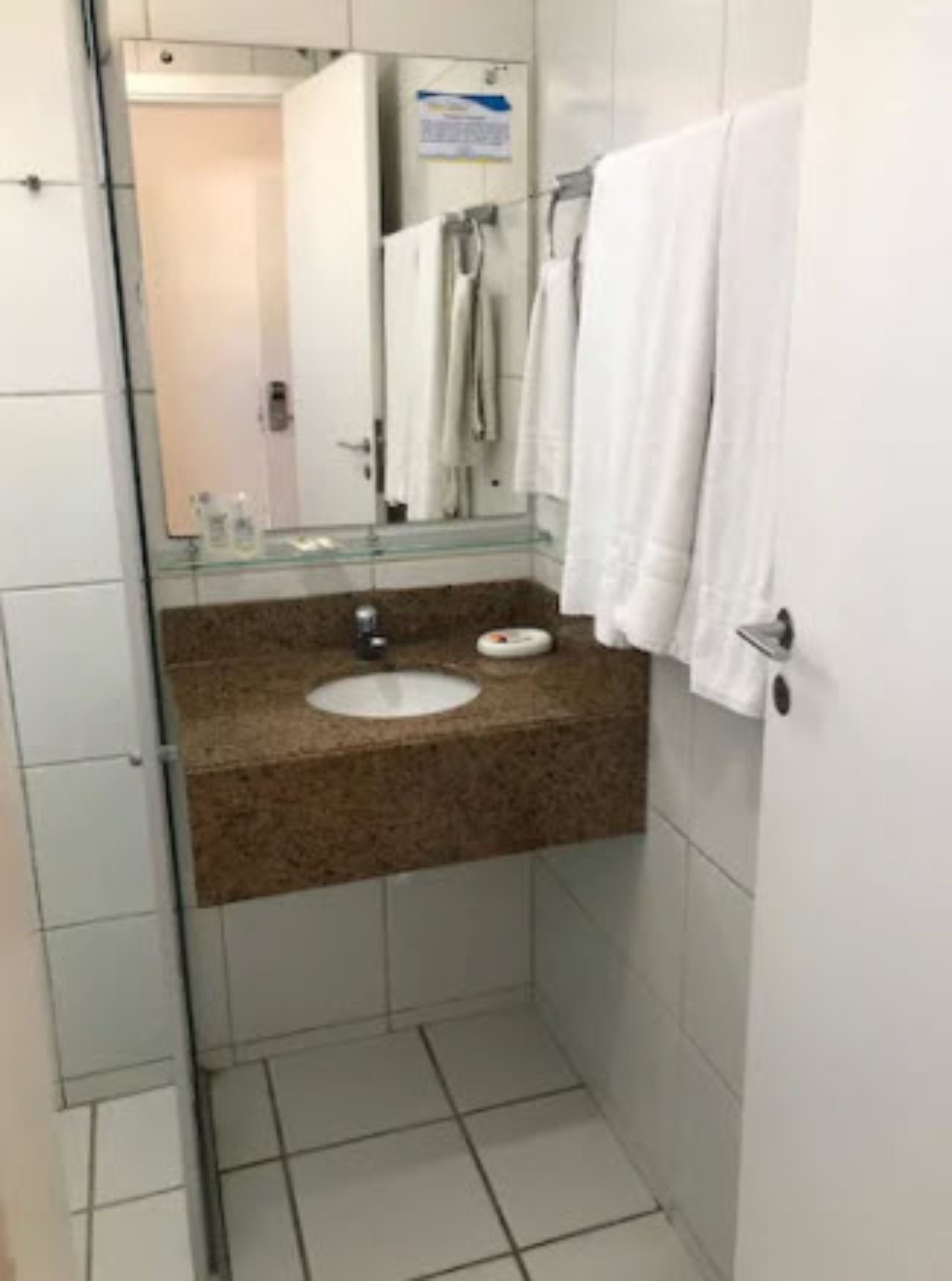 standard apartment | bathroom | shower, free toiletries, towels
