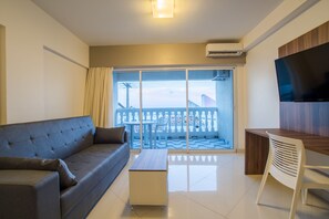 Standard Studio | Living room | LCD TV - Kristie Resort (Natal)